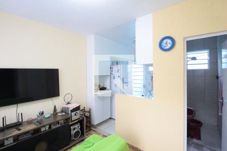 Sala de casa de condomínio à venda com 2 quartos, 32m² em Piratininga, Belo Horizonte