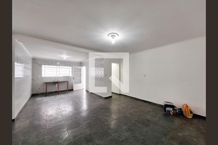 Casa à venda com 270m², 2 quartos e 2 vagasCozinha