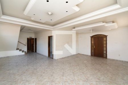 Sala de casa para alugar com 4 quartos, 561m² em Bairro da Glória, Contagem