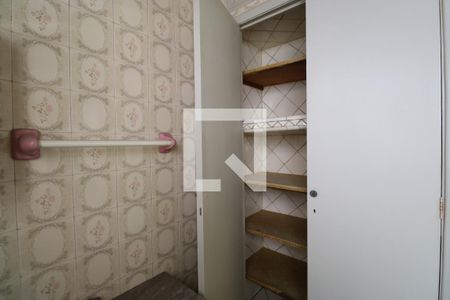 Casa à venda com 85m², 3 quartos e sem vagaDetalhe do banheiro