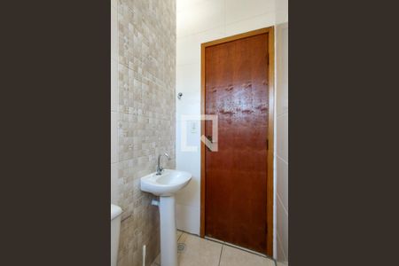 Casa de condomínio para alugar com 53m², 2 quartos e 1 vagaBanheiro