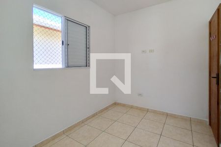 Quarto 1 de casa de condomínio para alugar com 2 quartos, 53m² em Nova Mirim, Praia Grande