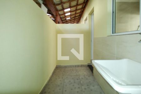 Casa de condomínio para alugar com 53m², 2 quartos e 1 vagaÁrea de Serviço