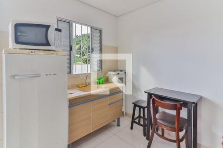 Studio - Quarto e Cozinha de kitnet/studio para alugar com 1 quarto, 20m² em Vila Gomes, São Paulo