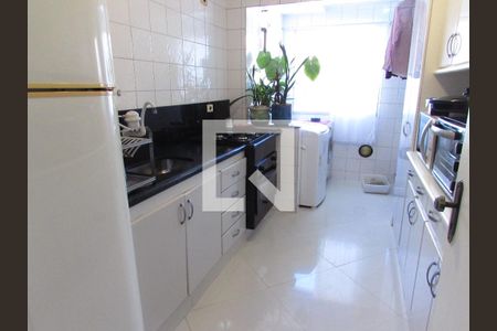 Cozinha de apartamento à venda com 2 quartos, 60m² em Chácara Agrindus, Taboão da Serra