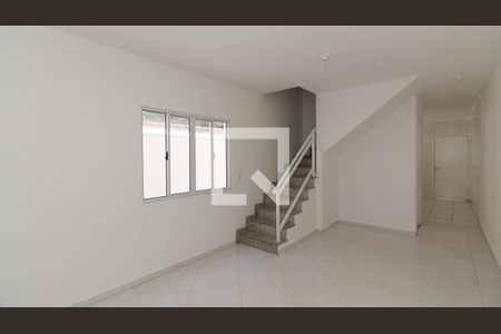 Sala de casa à venda com 3 quartos, 125m² em Jardim Santa Maria, São Paulo