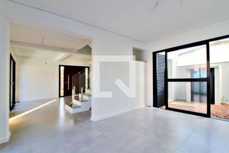 Casa à venda com 3 quartos, 148m² em Vila Ipiranga, Porto Alegre