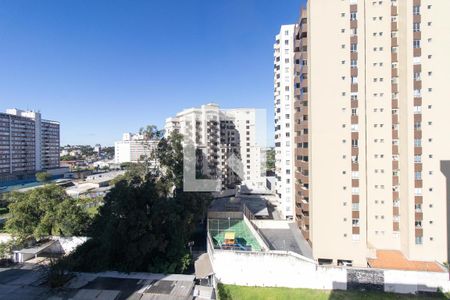 Vista da Sala de apartamento para alugar com 2 quartos, 50m² em Cristo Rei, Curitiba