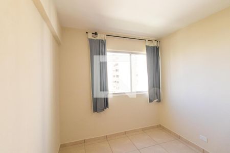Quarto 2 de apartamento para alugar com 2 quartos, 50m² em Cristo Rei, Curitiba