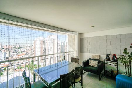 Apartamento à venda com 106m², 3 quartos e 2 vagasVaranda