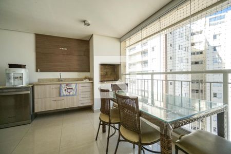 Apartamento à venda com 106m², 3 quartos e 2 vagasVaranda