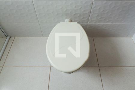 Casa à venda com 200m², 2 quartos e 1 vagaBanheiro Social