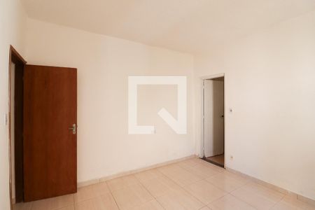 Casa à venda com 200m², 2 quartos e 1 vagaSuíte