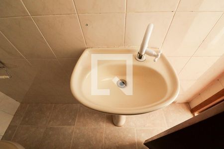 Casa à venda com 200m², 2 quartos e 1 vagaLavabo