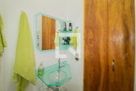 Casa à venda com 300m², 5 quartos e 6 vagasBanheiro 2