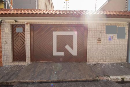 Casa à venda com 300m², 5 quartos e 6 vagasFachada