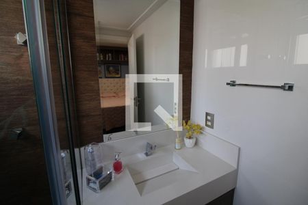 Apartamento à venda com 237m², 4 quartos e 4 vagasQuarto 2 - Banheiro