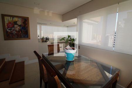 Apartamento à venda com 237m², 4 quartos e 4 vagasVaranda