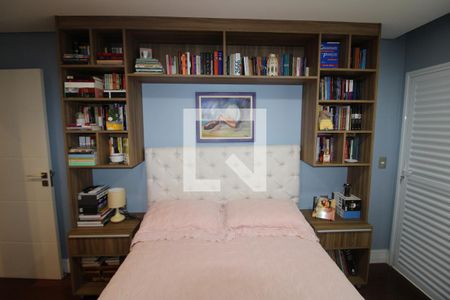 Apartamento à venda com 237m², 4 quartos e 4 vagasQuarto 2