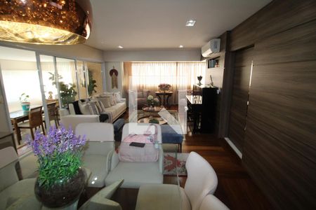 Sala de apartamento à venda com 4 quartos, 237m² em Água Fria, São Paulo