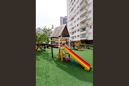 Apartamento à venda com 64m², 2 quartos e 1 vagaÁrea comum