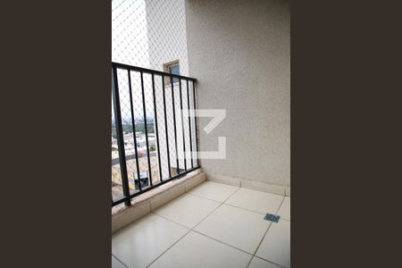 varanda de apartamento para alugar com 2 quartos, 56m² em Parque Oeste Industrial, Goiânia