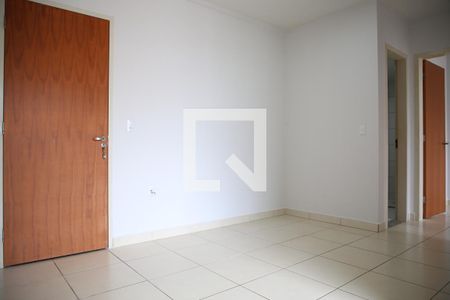 Sala de apartamento para alugar com 2 quartos, 56m² em Parque Oeste Industrial, Goiânia