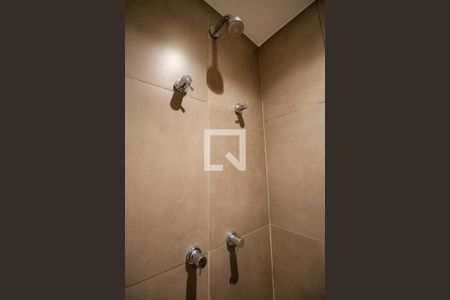 Banheiro da Suíte de kitnet/studio à venda com 1 quarto, 31m² em Cerqueira César, São Paulo