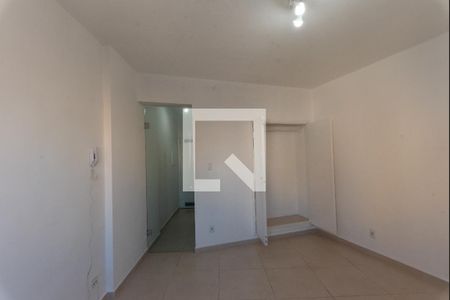 Sala/Quarto de apartamento para alugar com 1 quarto, 35m² em Centro, Campinas