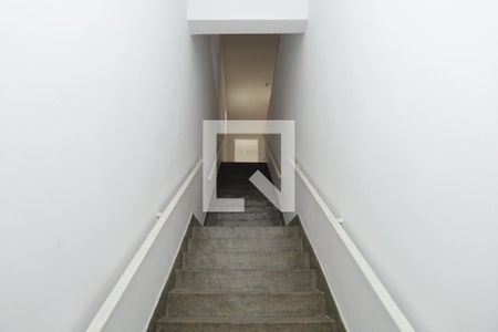 2º andar escada de casa para alugar com 3 quartos, 150m² em Jardim Sao Vicente, São Paulo