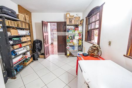 Casa à venda com 422m², 5 quartos e 2 vagas Casa à venda com 422m², 5 quartos e 2 vagasQuarto 3 / suite