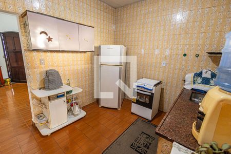 Casa à venda com 422m², 5 quartos e 2 vagas Casa à venda com 422m², 5 quartos e 2 vagasCozinha