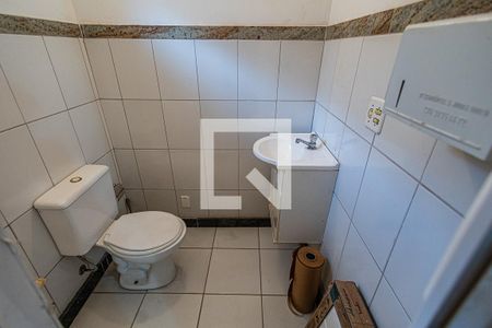 Casa à venda com 422m², 5 quartos e 2 vagas Casa à venda com 422m², 5 quartos e 2 vagasSuite