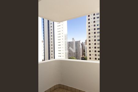 Varanda  de apartamento para alugar com 2 quartos, 60m² em Indianópolis, São Paulo