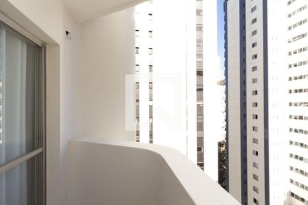 Varanda de apartamento para alugar com 2 quartos, 60m² em Indianópolis, São Paulo