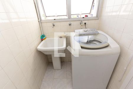 Área de Serviço de apartamento para alugar com 2 quartos, 60m² em Indianópolis, São Paulo