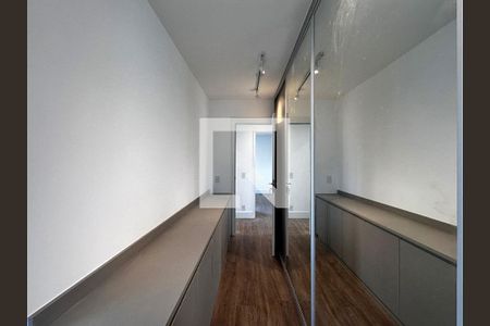 Apartamento para alugar com 137m², 3 quartos e 2 vagasCloset Suíte 1