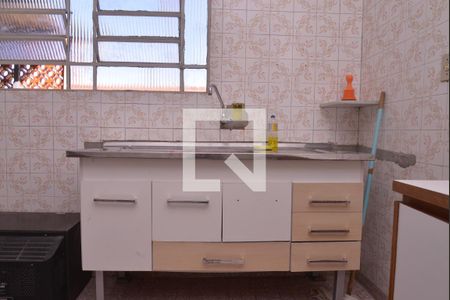 Cozinha de casa à venda com 2 quartos, 141m² em Vila Apiai, Santo André