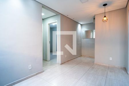Sala de apartamento para alugar com 2 quartos, 46m² em Jardim Mirante dos Ovnis, Votorantim