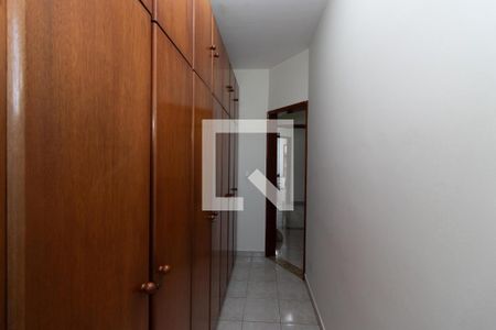 Casa à venda com 248m², 4 quartos e 6 vagas Casa à venda com 248m², 4 quartos e 6 vagasCloset da suíte 1