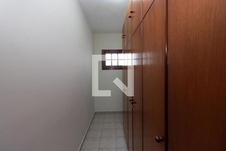 Casa à venda com 248m², 4 quartos e 6 vagas Casa à venda com 248m², 4 quartos e 6 vagasCloset da suíte 1