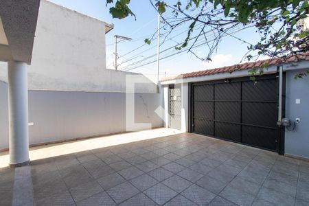 Casa à venda com 248m², 4 quartos e 6 vagas Casa à venda com 248m², 4 quartos e 6 vagasGaragem