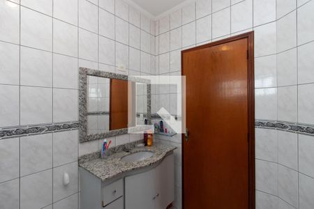 Casa à venda com 248m², 4 quartos e 6 vagas Casa à venda com 248m², 4 quartos e 6 vagasBanheiro da Suíte 1