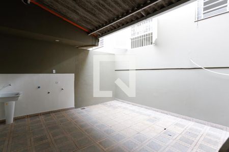 Casa à venda com 450m², 3 quartos e 6 vagasÁrea de Serviço