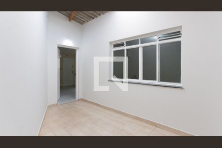 Casa à venda com 3 quartos, 450m² em Vila Polopoli, São Paulo