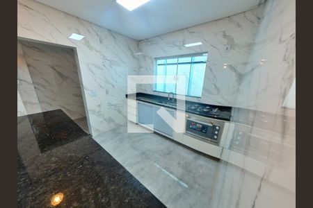 Casa para alugar com 100m², 2 quartos e sem vaga Casa para alugar com 100m², 2 quartos e sem vagaCozinha