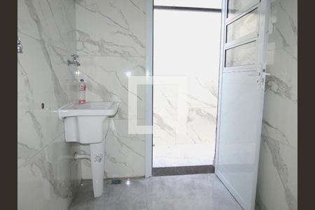 Casa para alugar com 100m², 2 quartos e sem vagaLavanderia