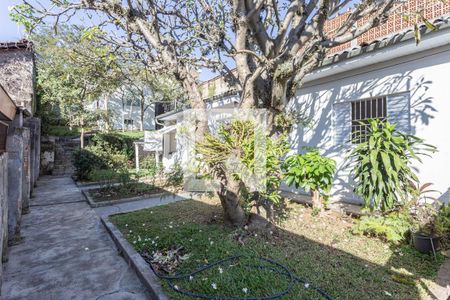 Casa à venda com 85m², 2 quartos e 2 vagasQuintal