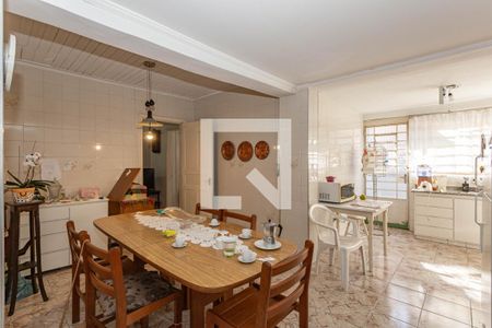 Casa à venda com 85m², 2 quartos e 2 vagasCozinha
