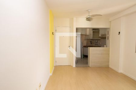 Sala de apartamento para alugar com 2 quartos, 47m² em Anil, Rio de Janeiro
